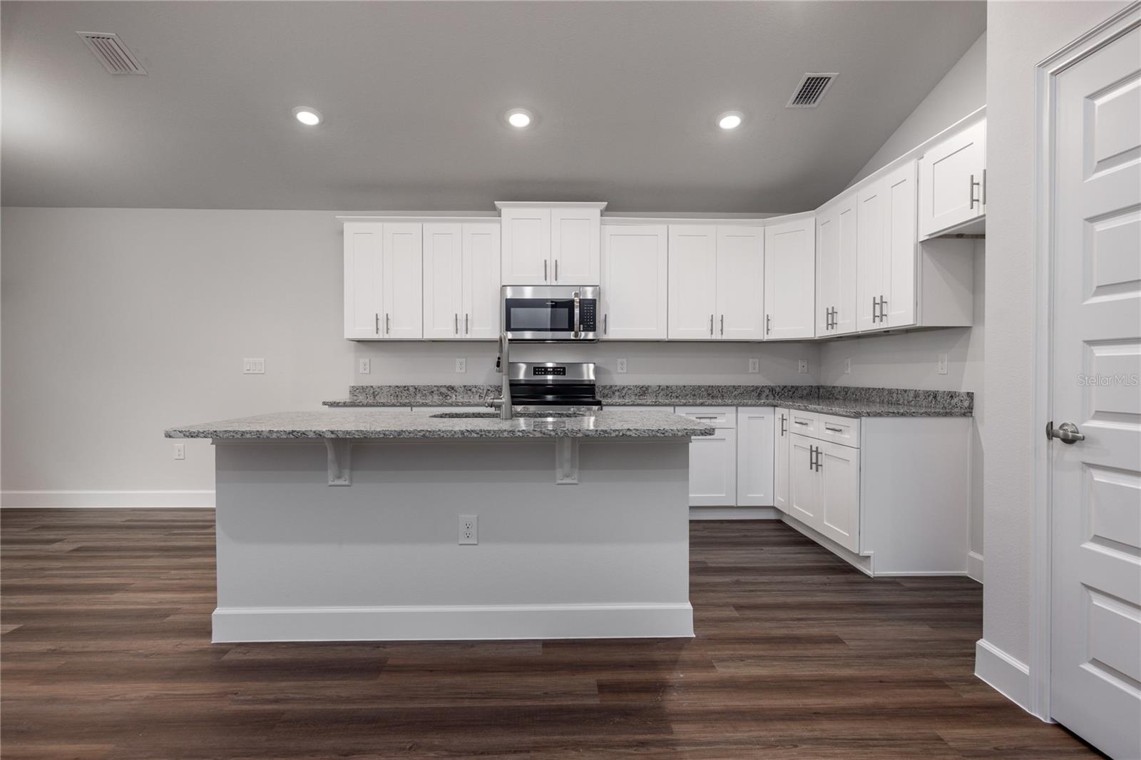 COUNTRY WAY SOUTH-PHASE 2 - Residential