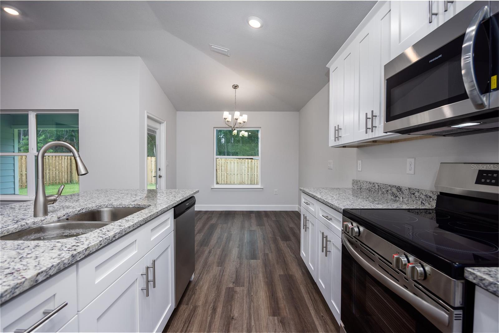 COUNTRY WAY SOUTH-PHASE 2 - Residential