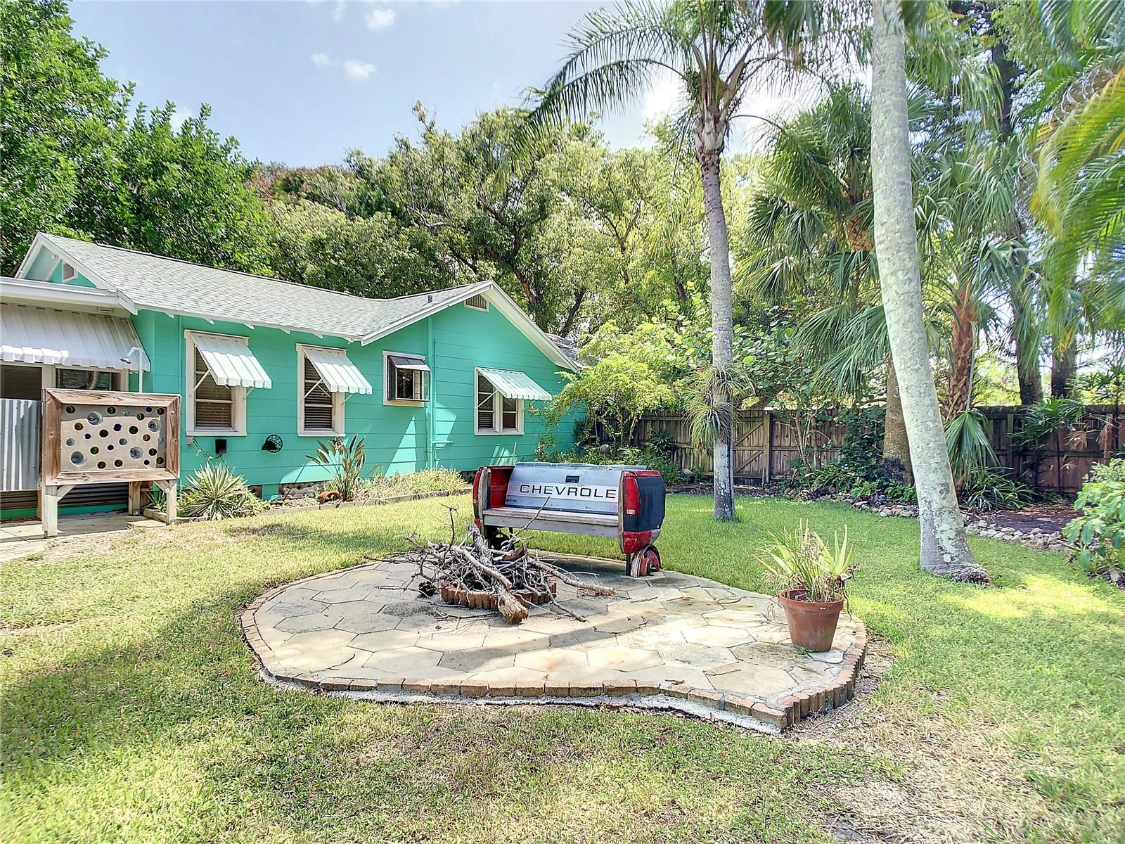 VETERAN PARK - Residential