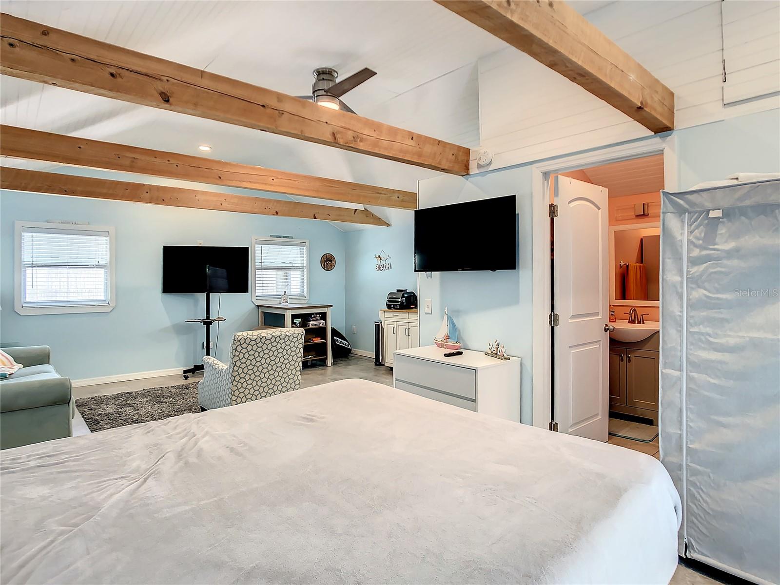 VETERAN PARK - Residential