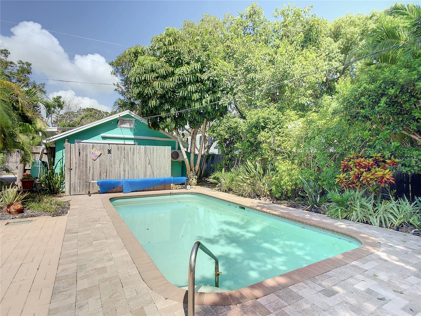 VETERAN PARK - Residential