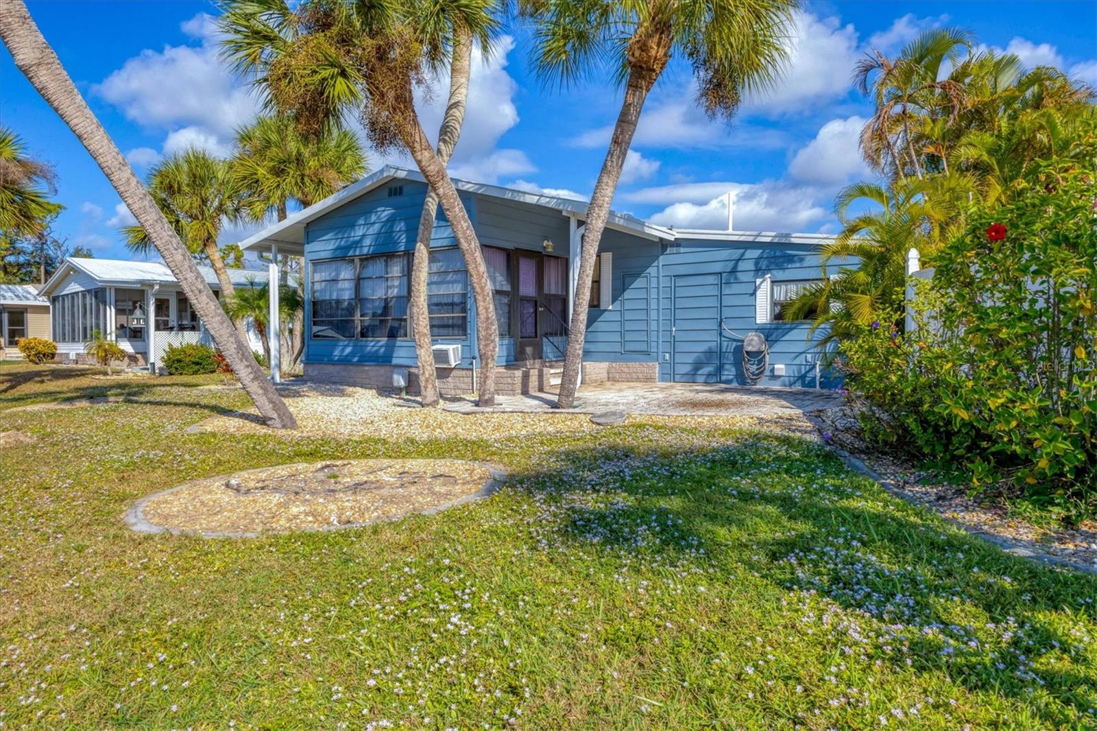 TANGERINE WOODS - Residential