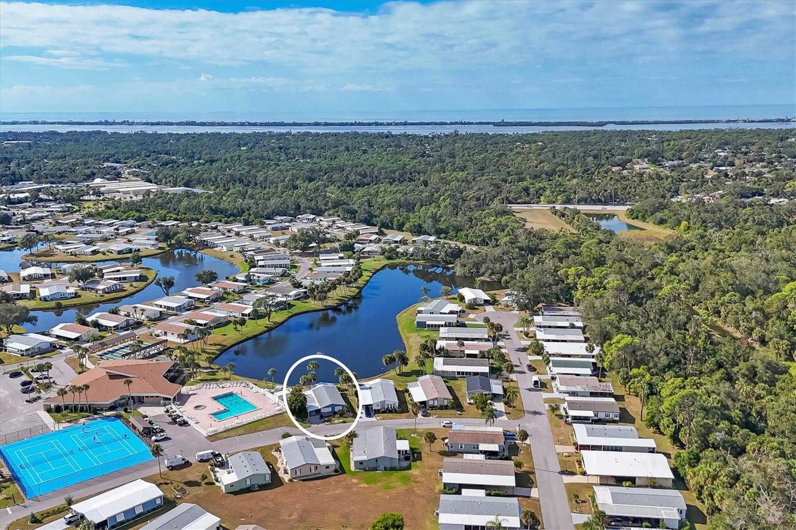 TANGERINE WOODS - Residential