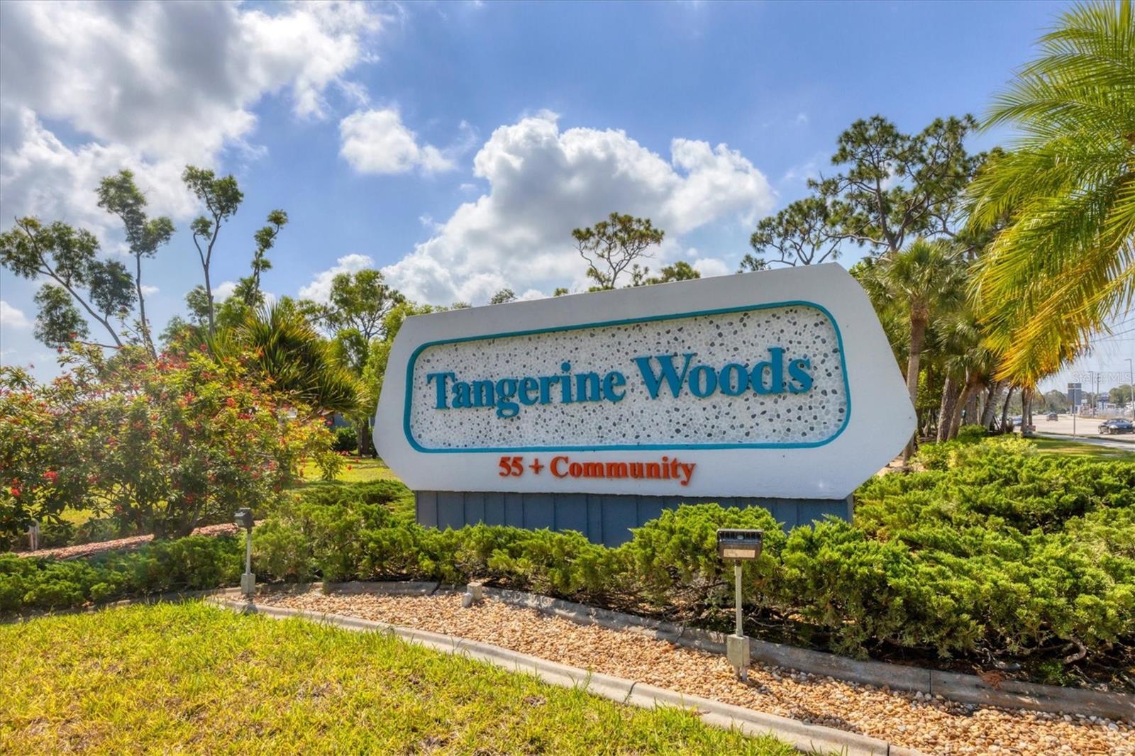 TANGERINE WOODS - Residential