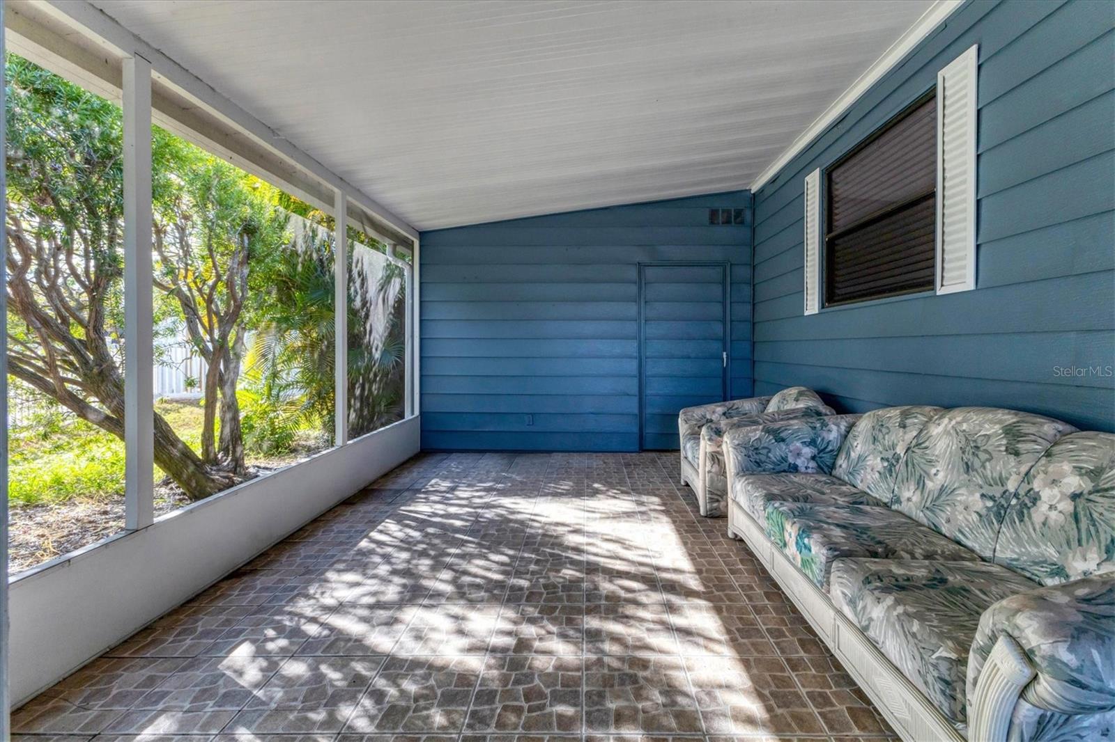 TANGERINE WOODS - Residential