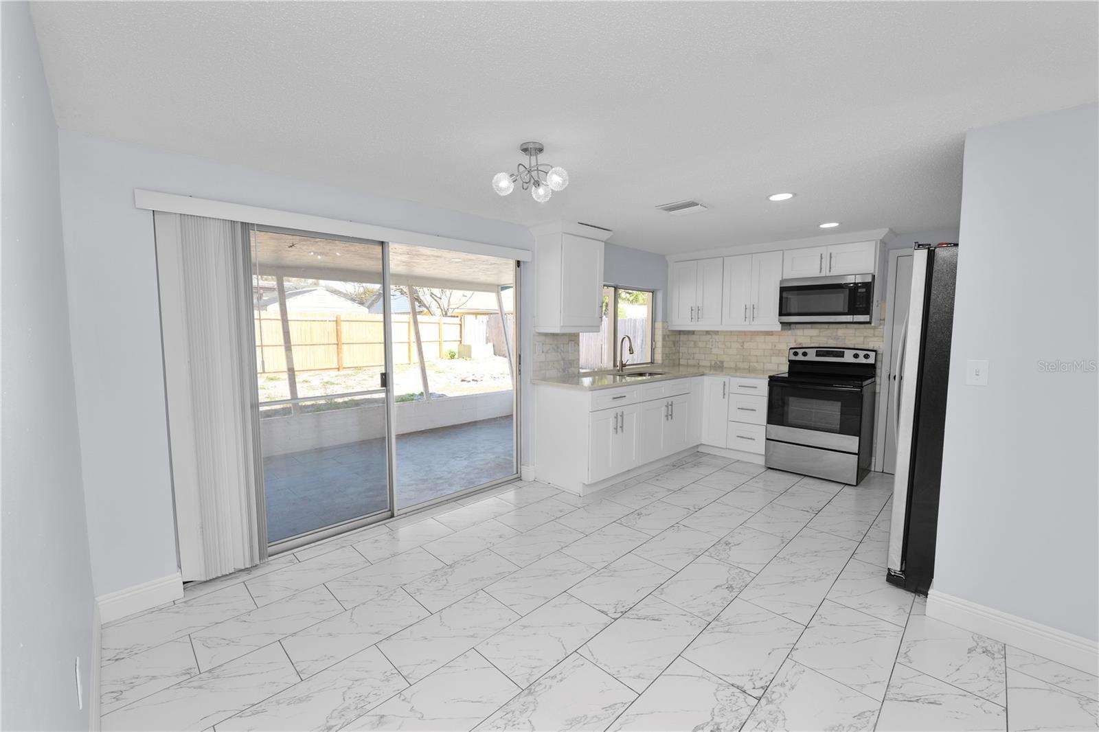 BEACON SQUARE - Residential