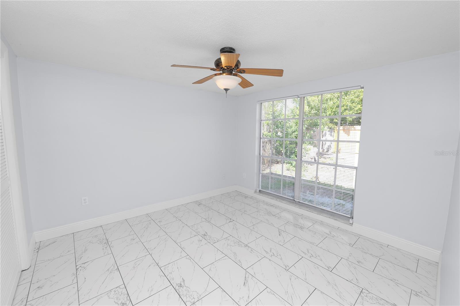 BEACON SQUARE - Residential