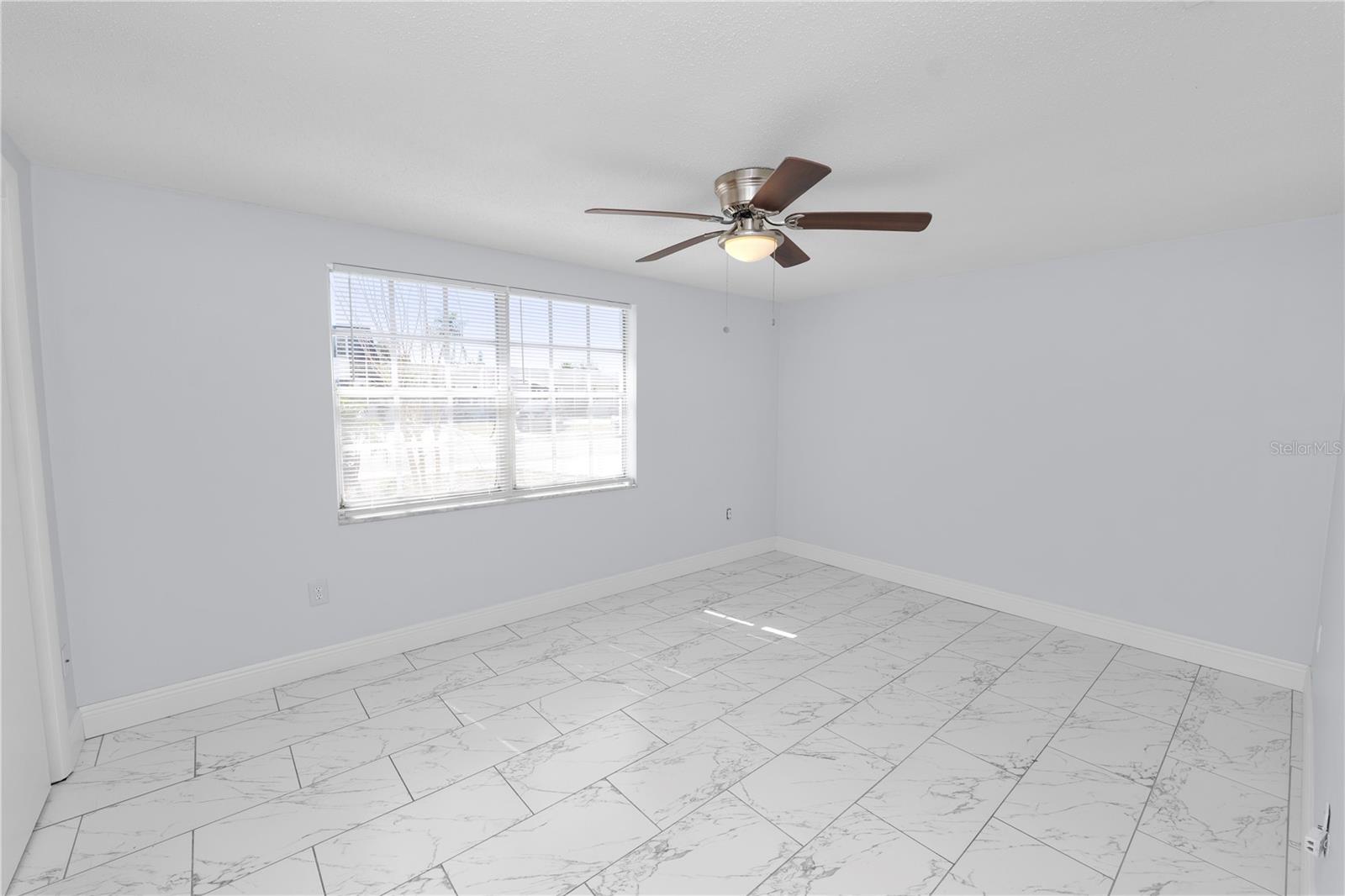 BEACON SQUARE - Residential