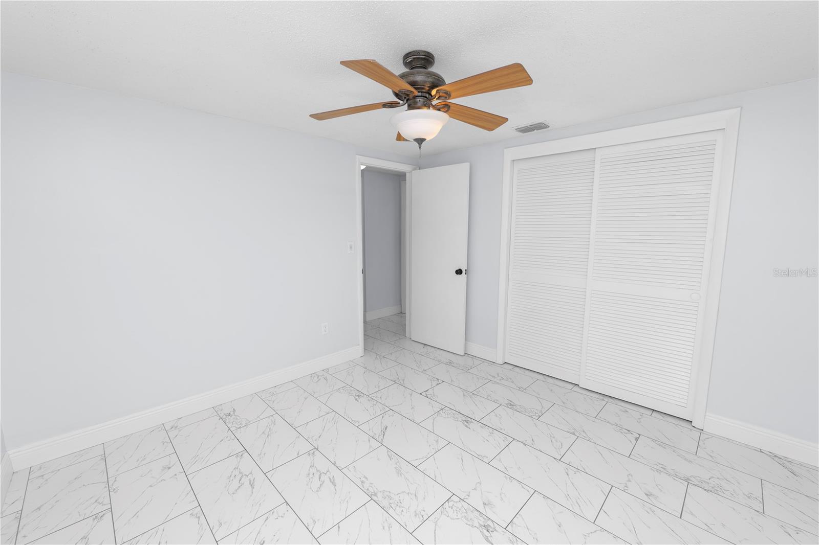 BEACON SQUARE - Residential