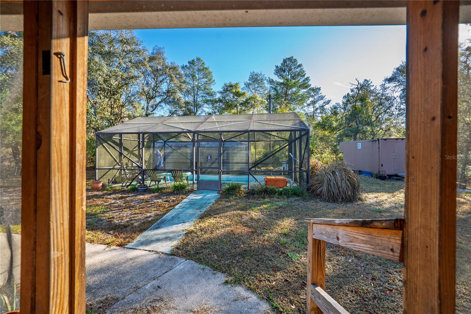 HANDY HILL - Residential