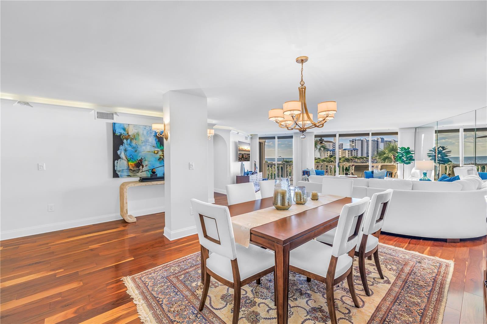 SILVER SANDS BEACH & RACQUET CLUB - Residential