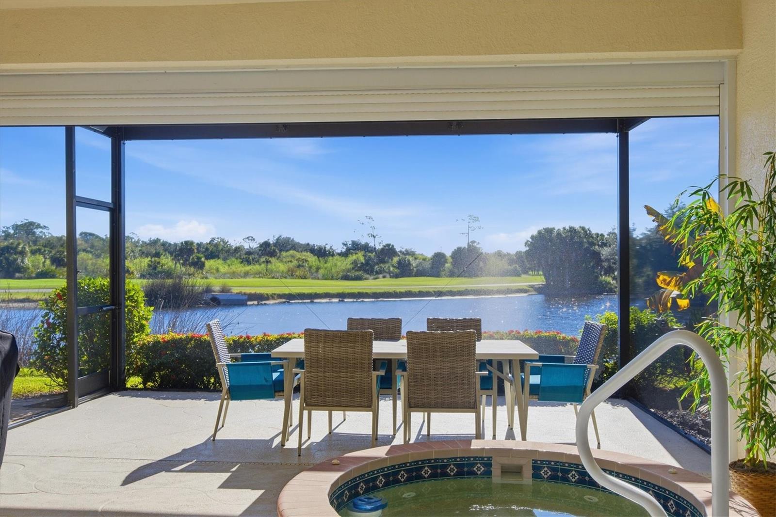 RIVERWOOD - Residential