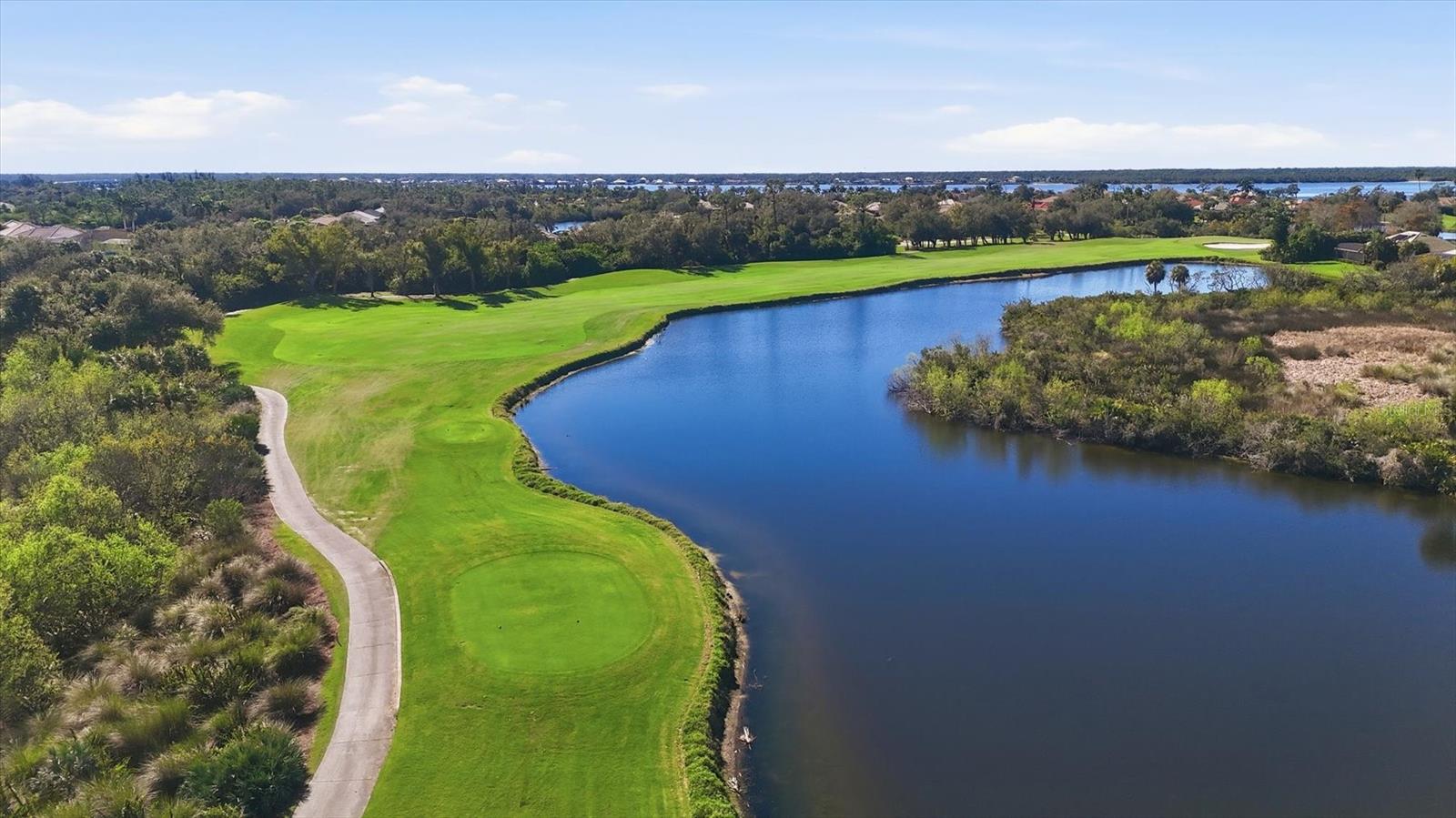 RIVERWOOD - Residential