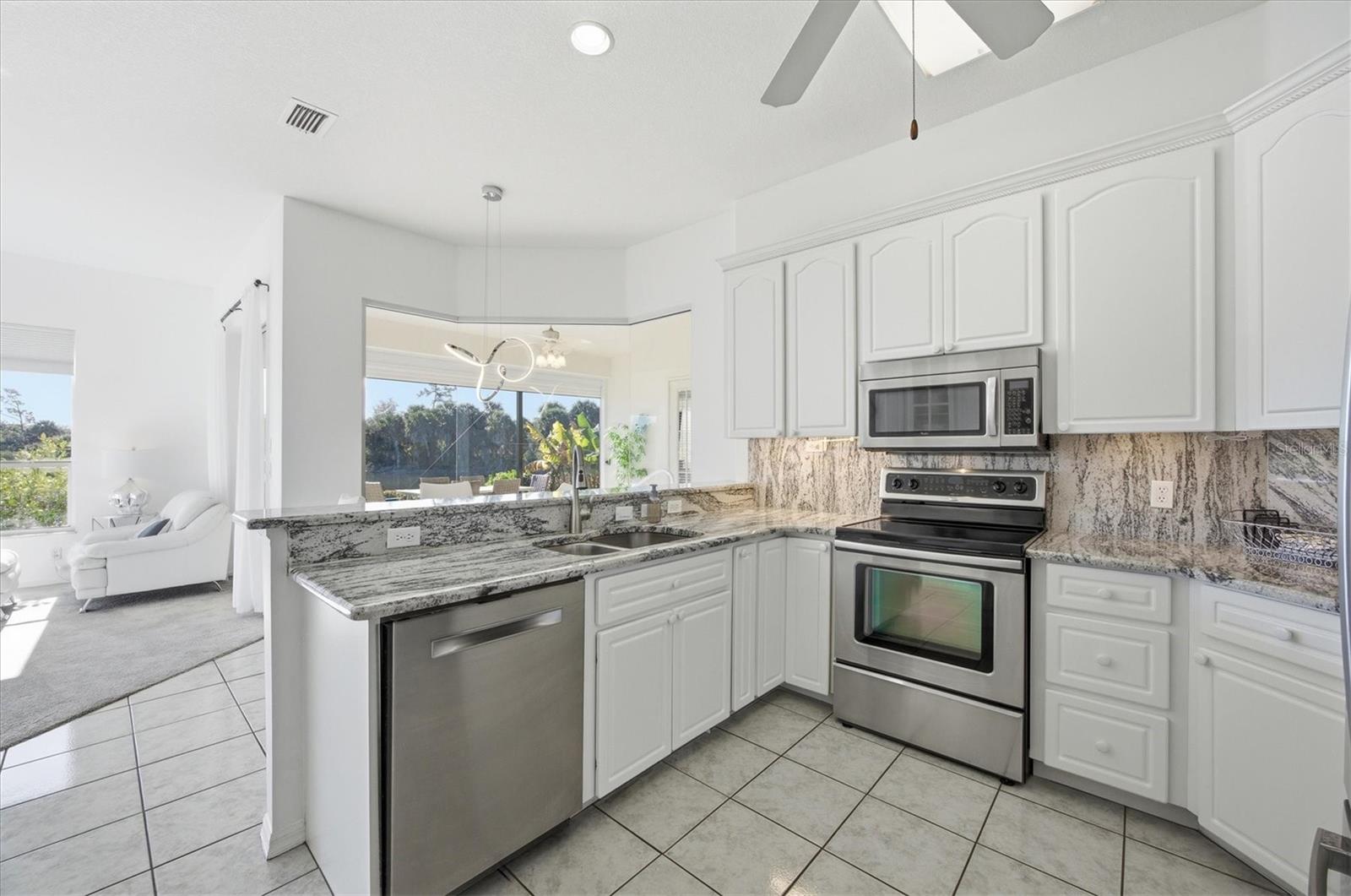 RIVERWOOD - Residential