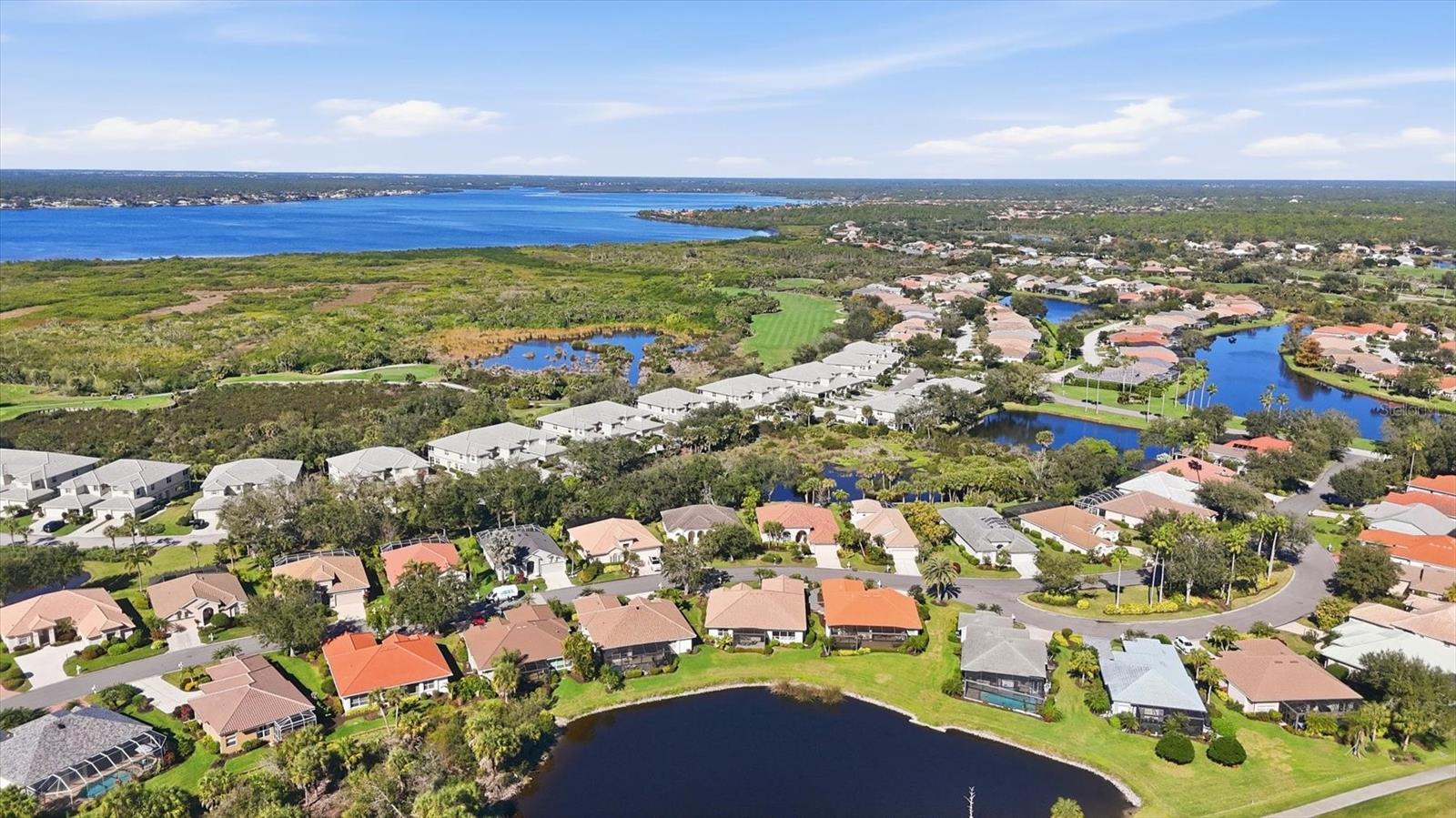 RIVERWOOD - Residential