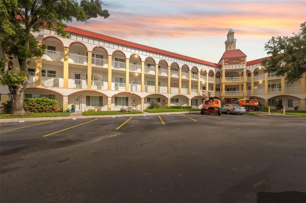 Photo of 2430 Florentine Way #6, Clearwater, FL 33763 (MLS # TB8422253)