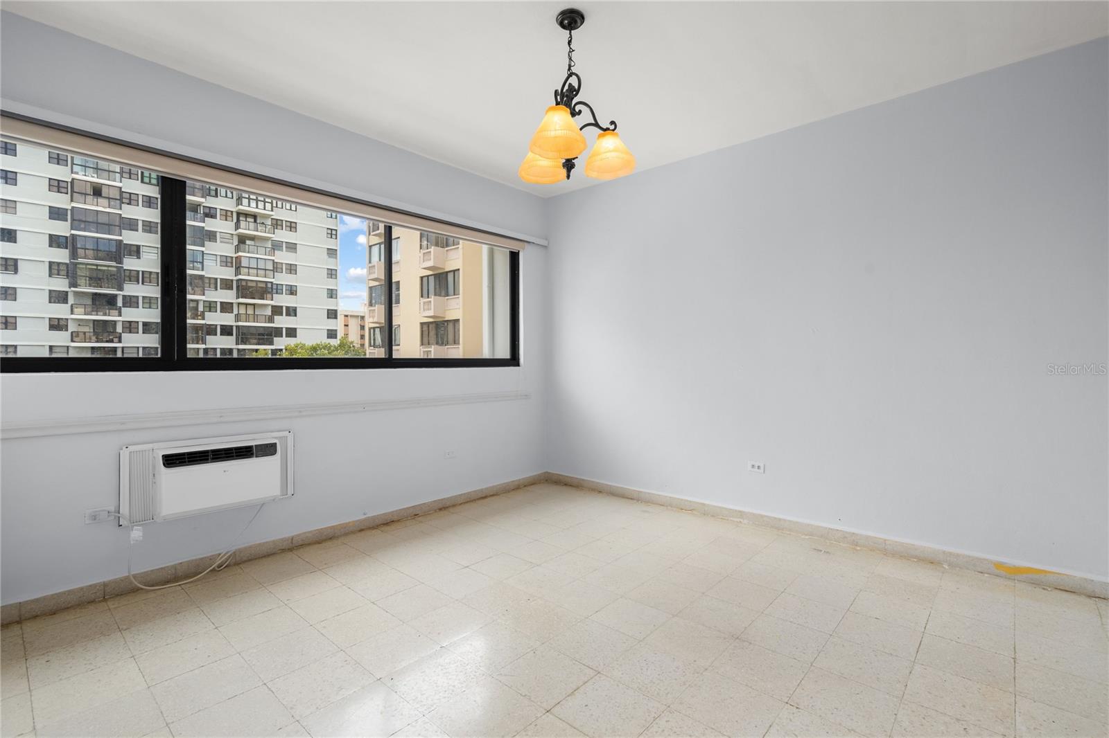 KING'S TERRACE - Residential