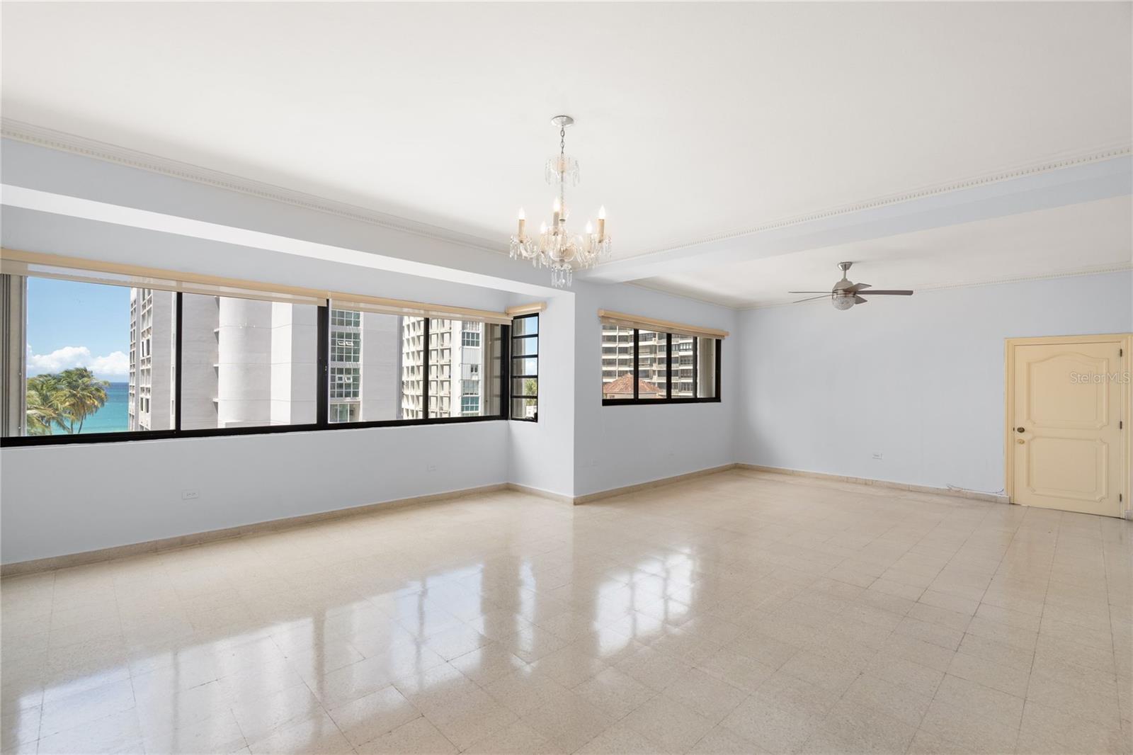 KING'S TERRACE - Residential