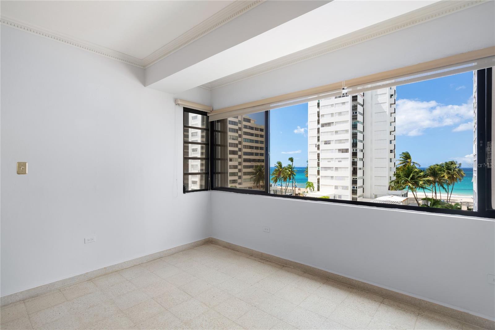 61 KINGS COURT 5E