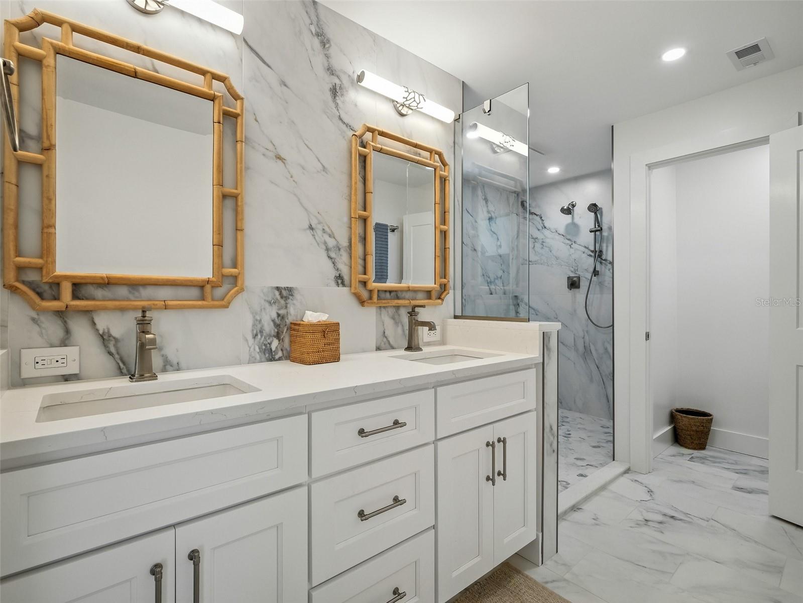 SILVER SANDS SEC D - Residential