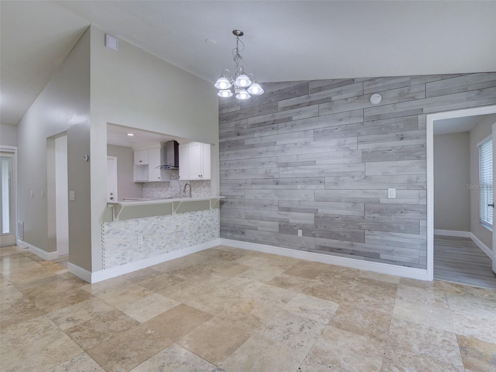 COUNTRY CREEK THE TRAILS AT - Residential Lease