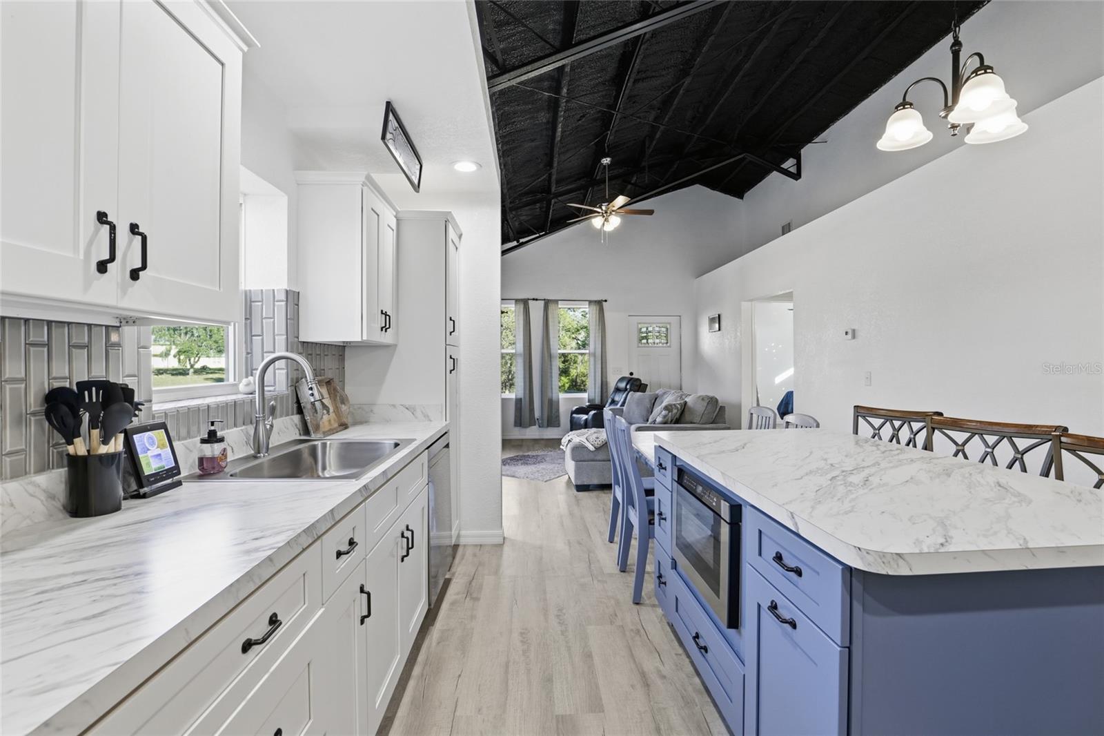 B & R SUB - Residential