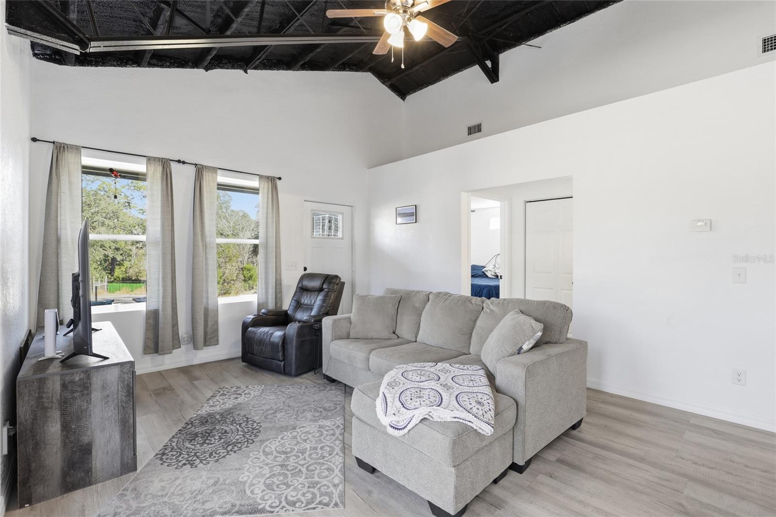 B & R SUB - Residential