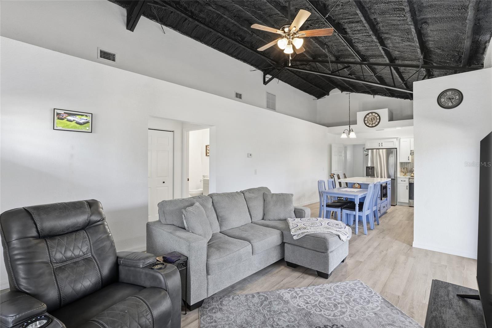 B & R SUB - Residential