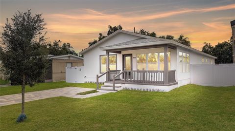 Photo of 1040 20th Street, Orlando, FL 32805 (MLS # O6367958)