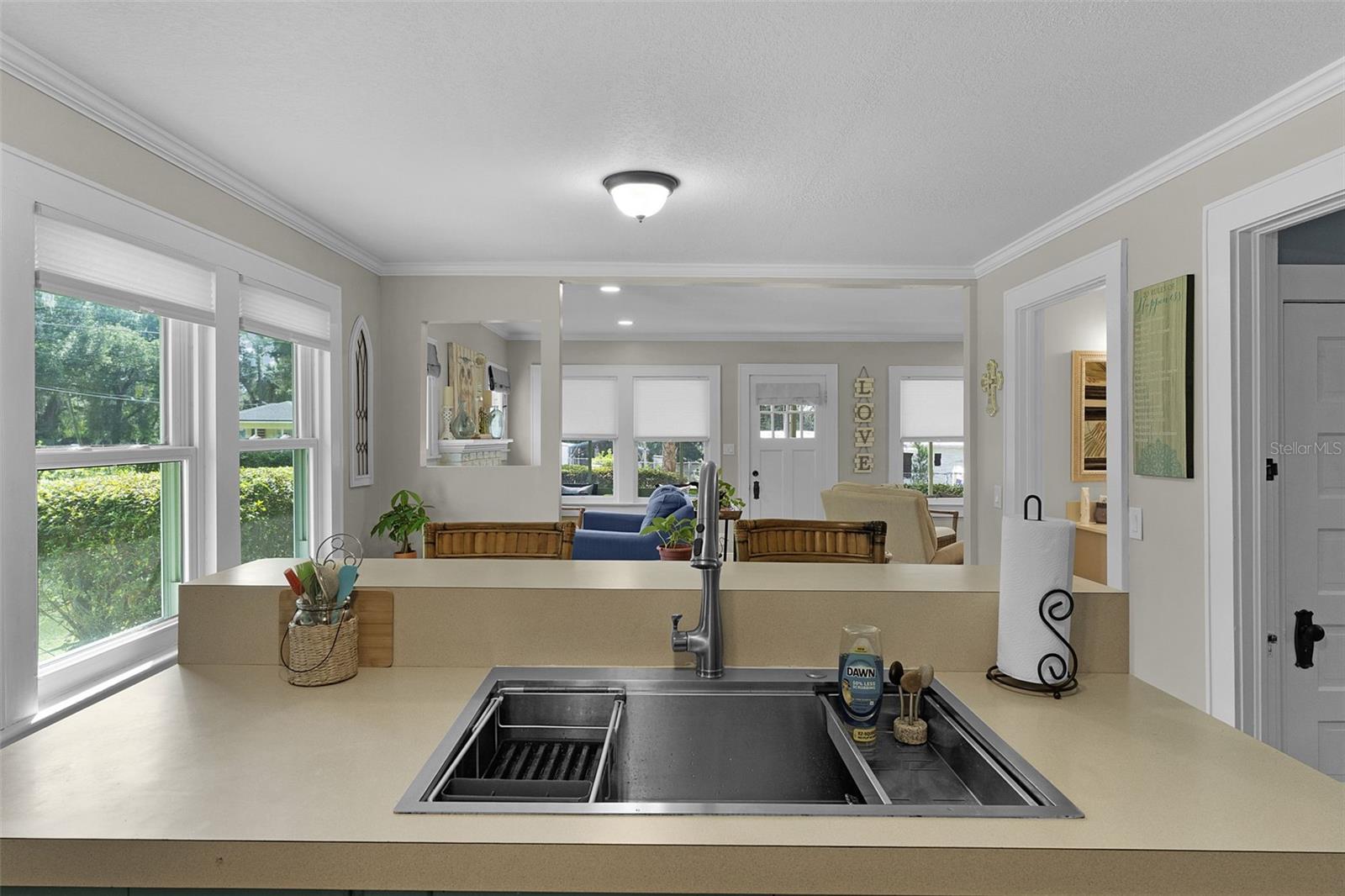 LADY LAKE HUEYS - Residential