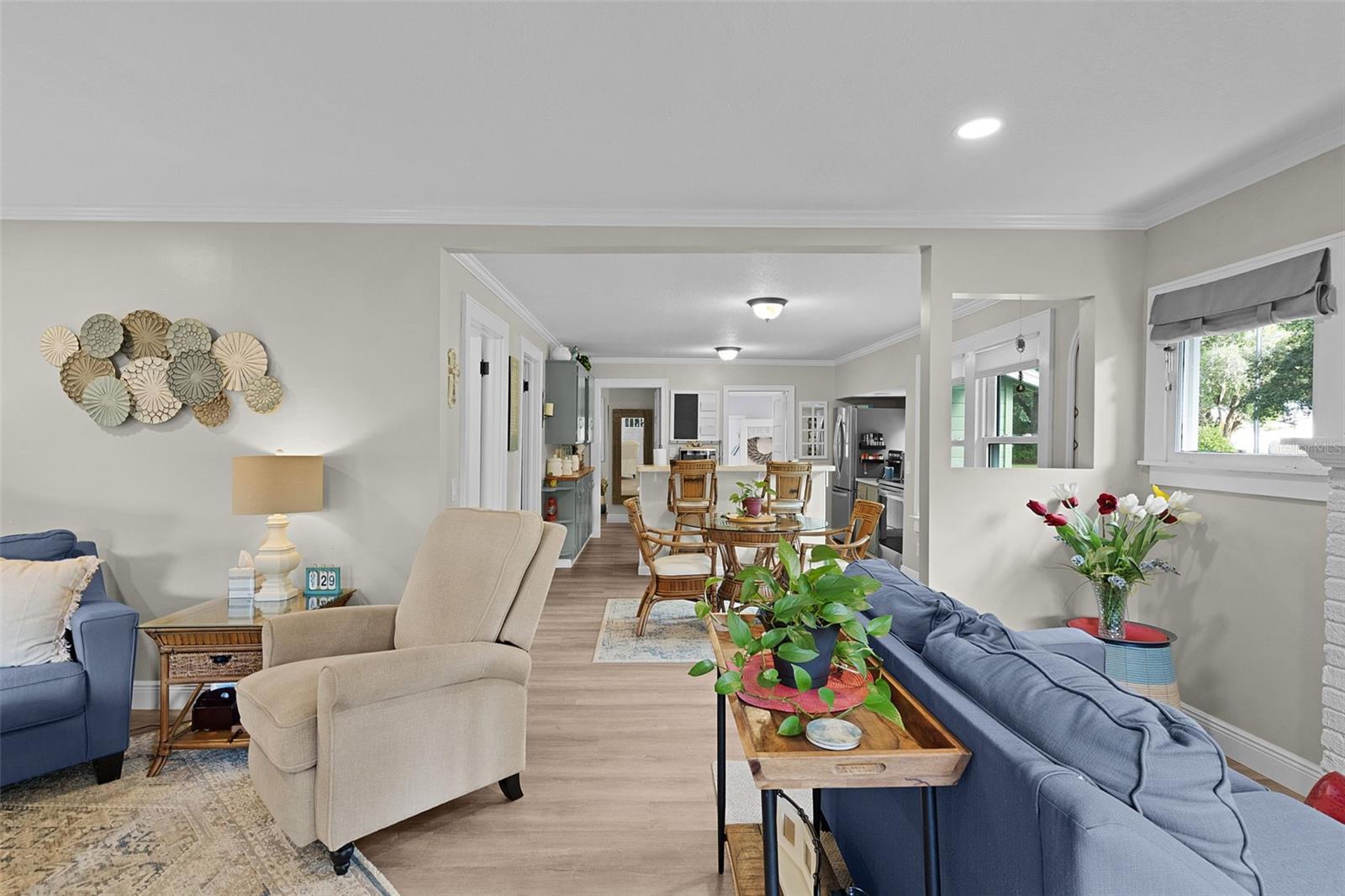 LADY LAKE HUEYS - Residential