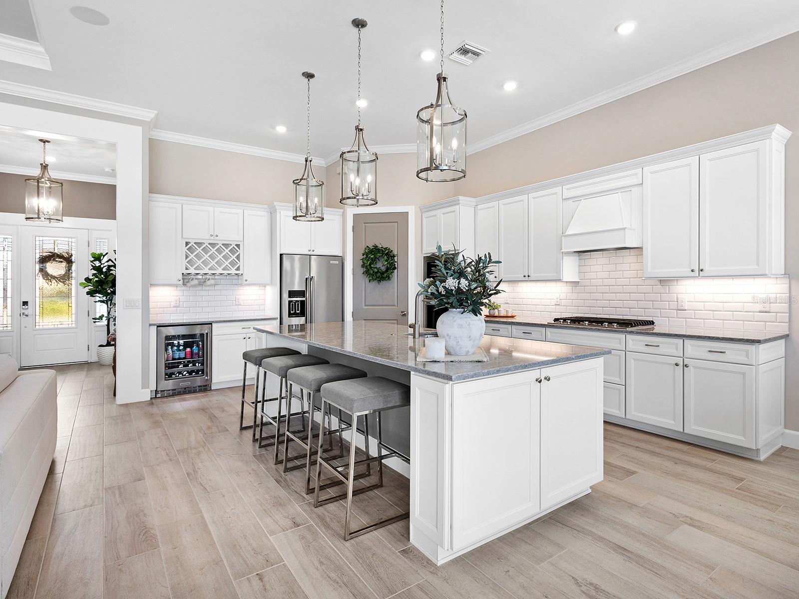 SHOREVIEW AT LAKEWOOD RANCH WATERSIDE - Residential