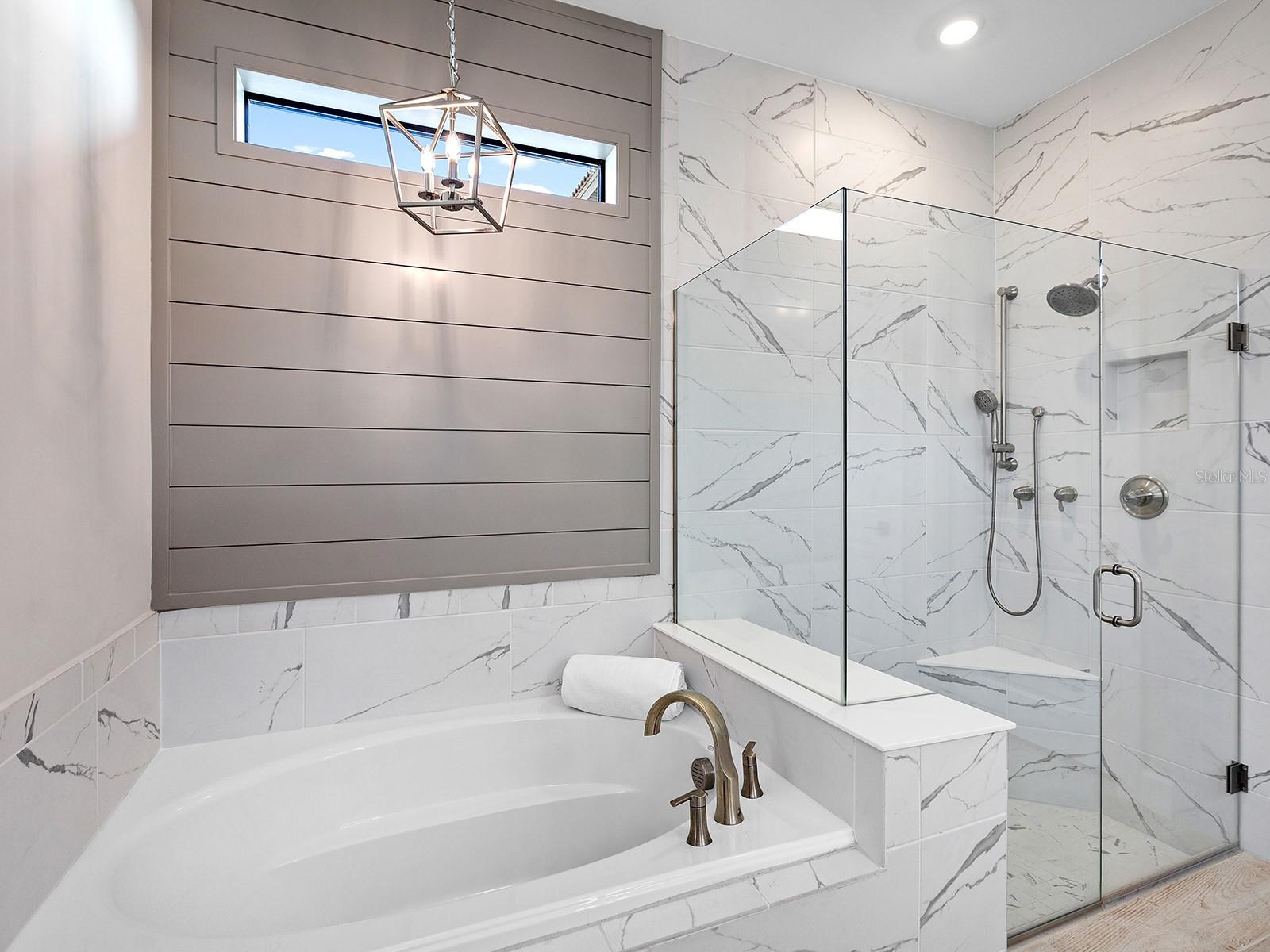 SHOREVIEW AT LAKEWOOD RANCH WATERSIDE - Residential