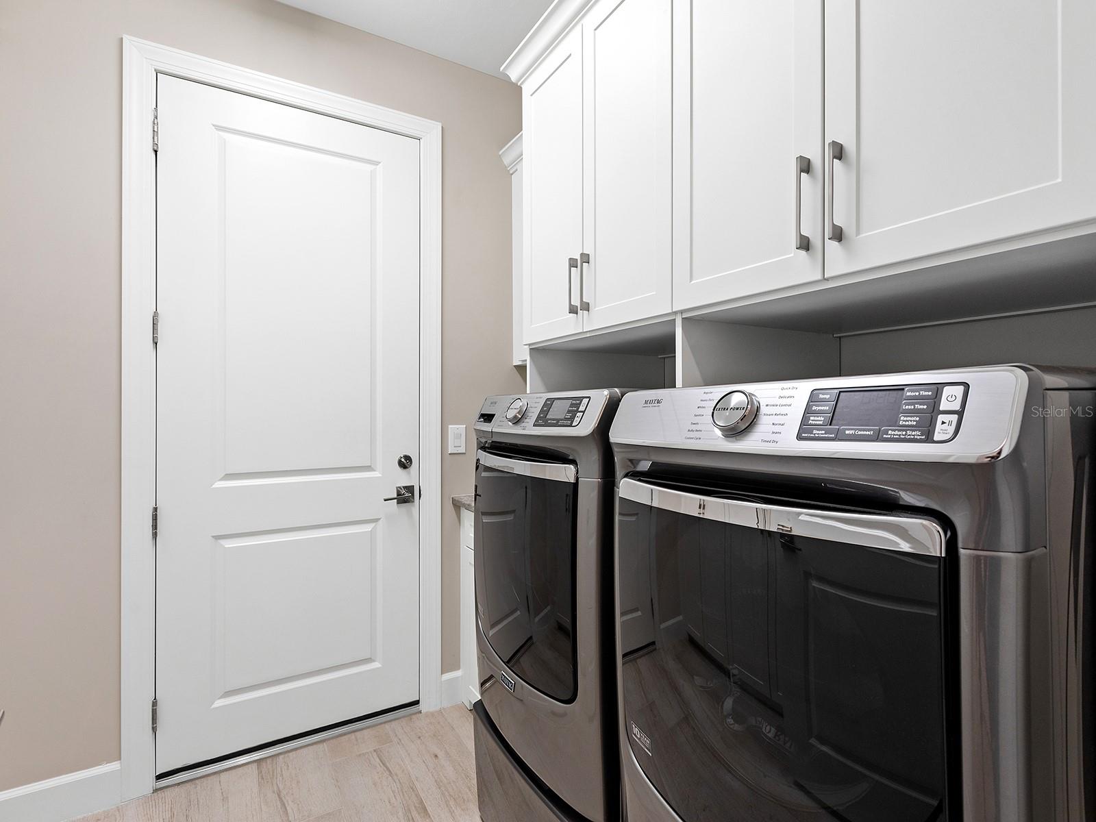 SHOREVIEW AT LAKEWOOD RANCH WATERSIDE - Residential