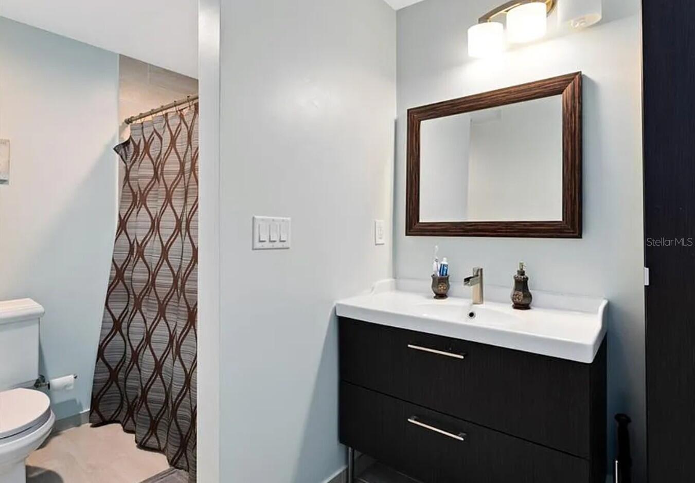 GOLF RESORT VILLAS CONDO - Residential