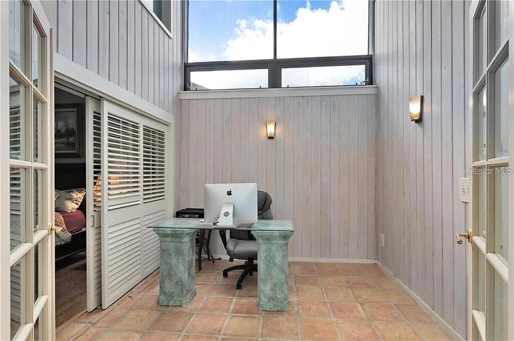 GOLF RESORT VILLAS CONDO - Residential