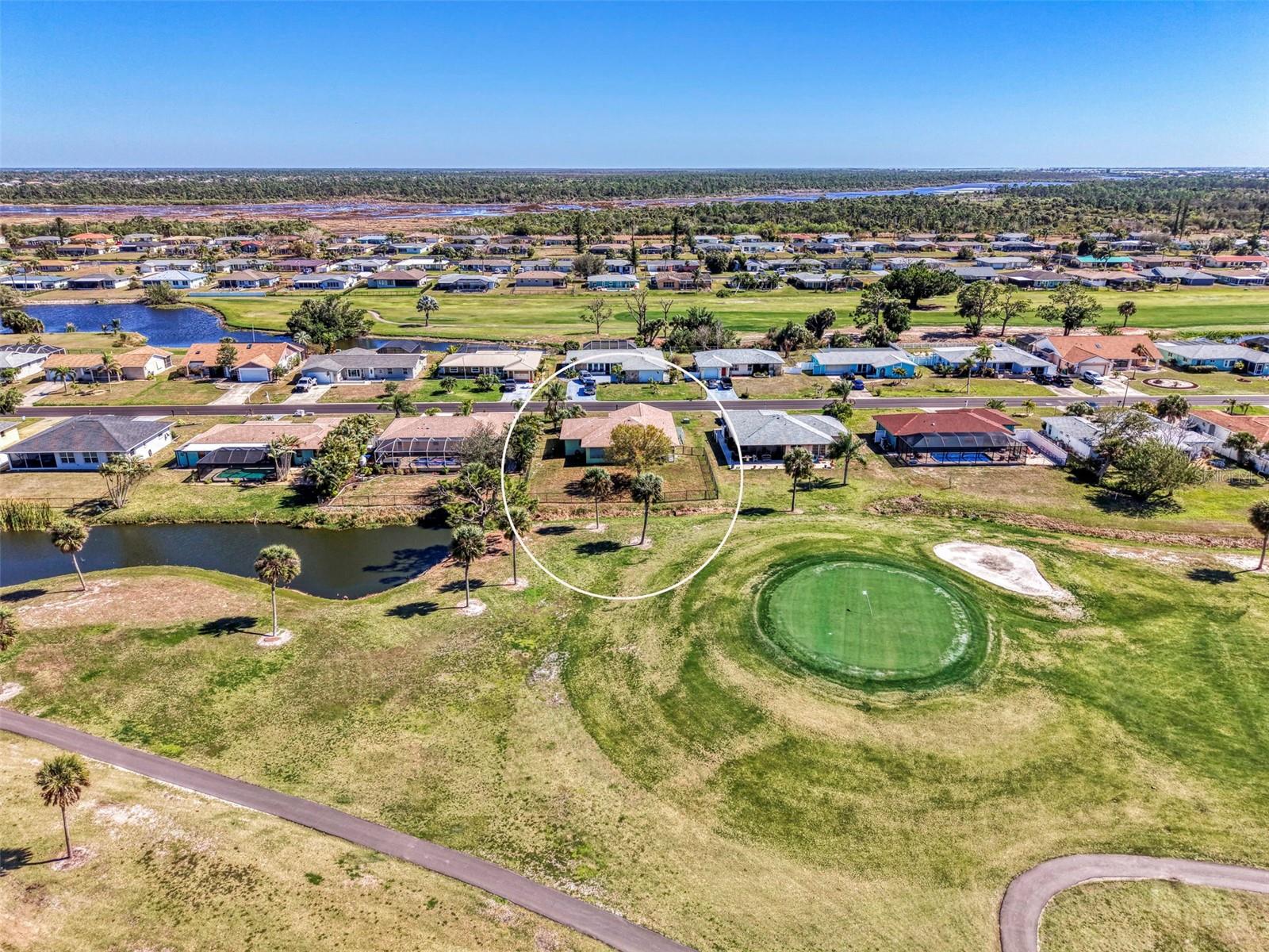 22 OAKLAND HILLS COURT