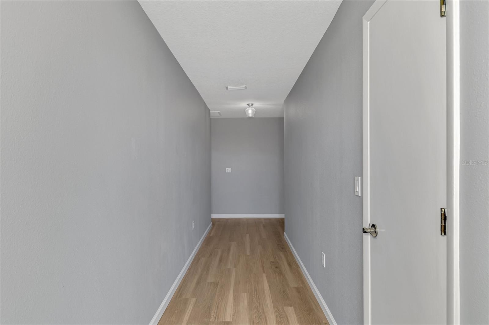 22 OAKLAND HILLS COURT