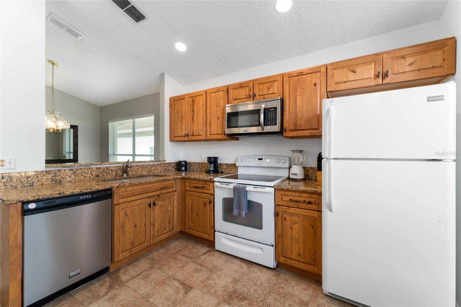 DAVENPORT LAKES PH O1 - Residential Lease