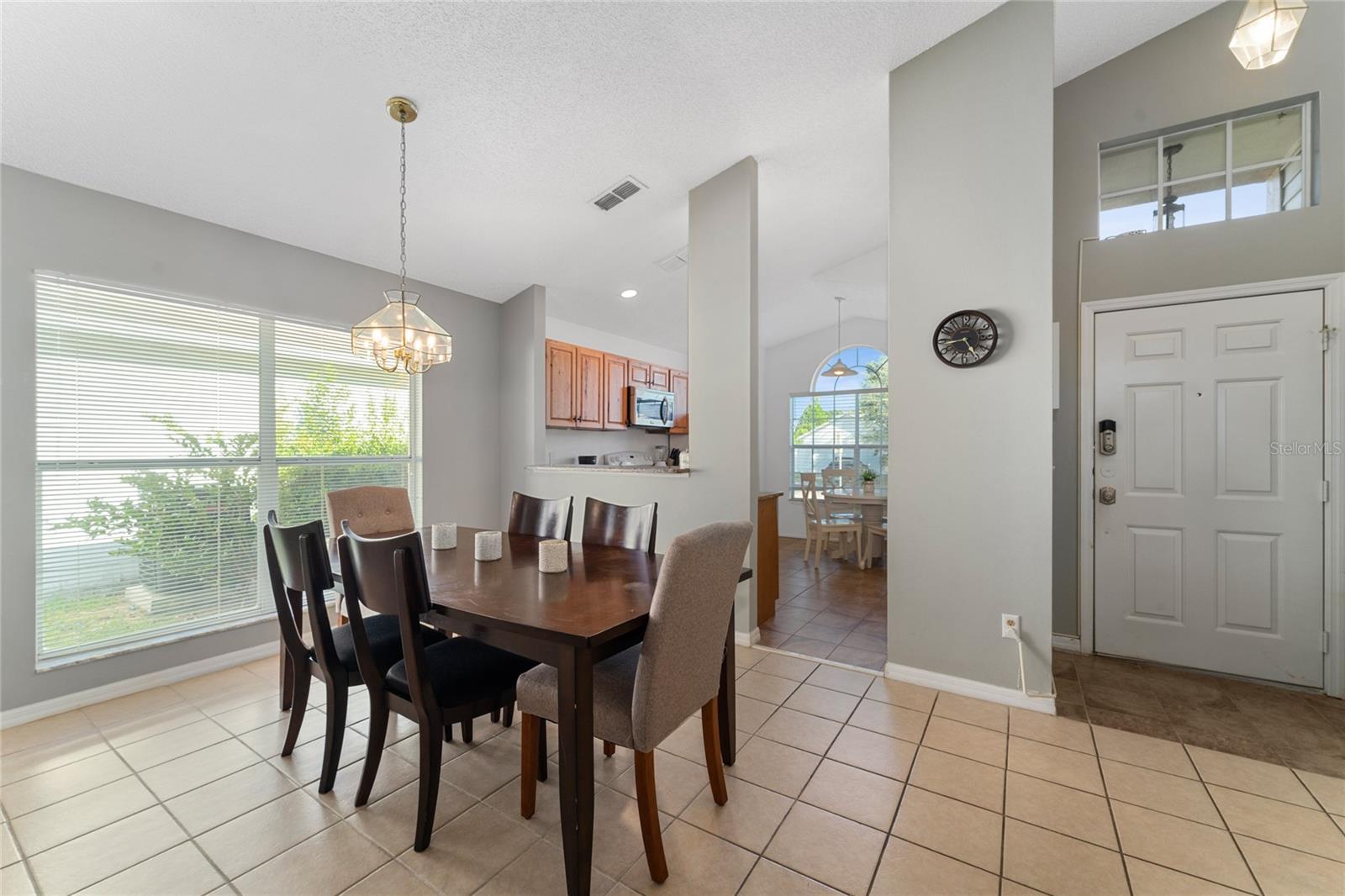 DAVENPORT LAKES PH O1 - Residential Lease