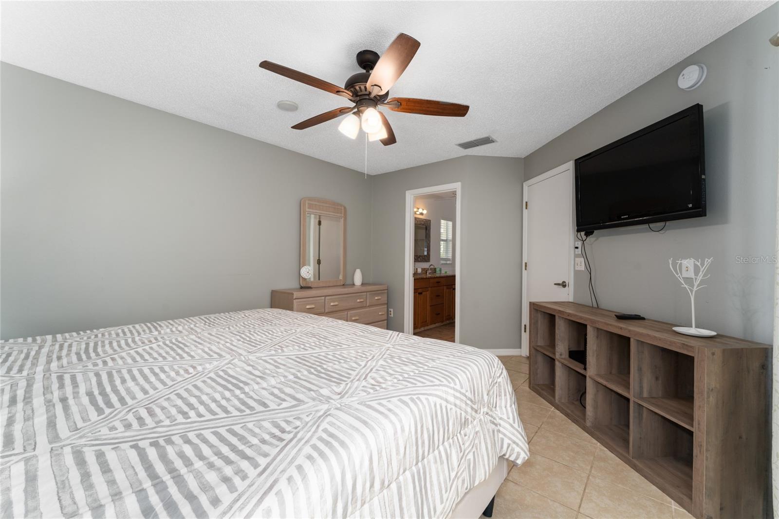 DAVENPORT LAKES PH O1 - Residential Lease