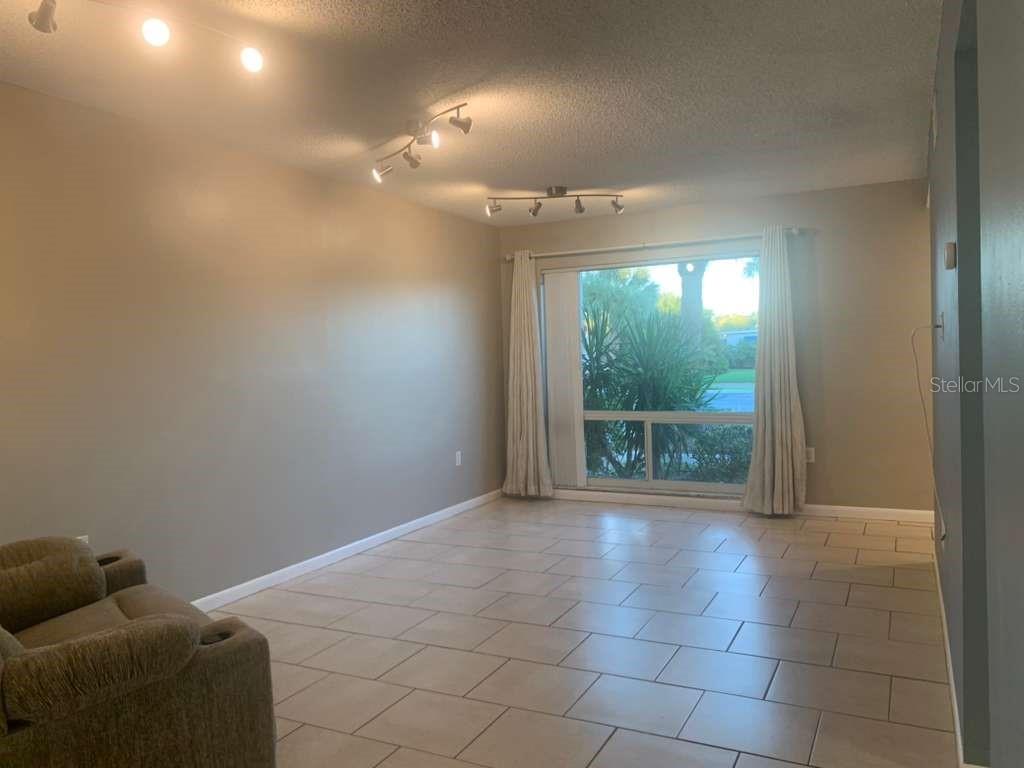 SEVENTIETH SOMERSET PLACE CONDO - Residential Lease