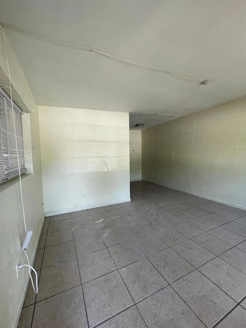 Duplex in ORLANDO FL 2038 LONG STREET 30.jpg