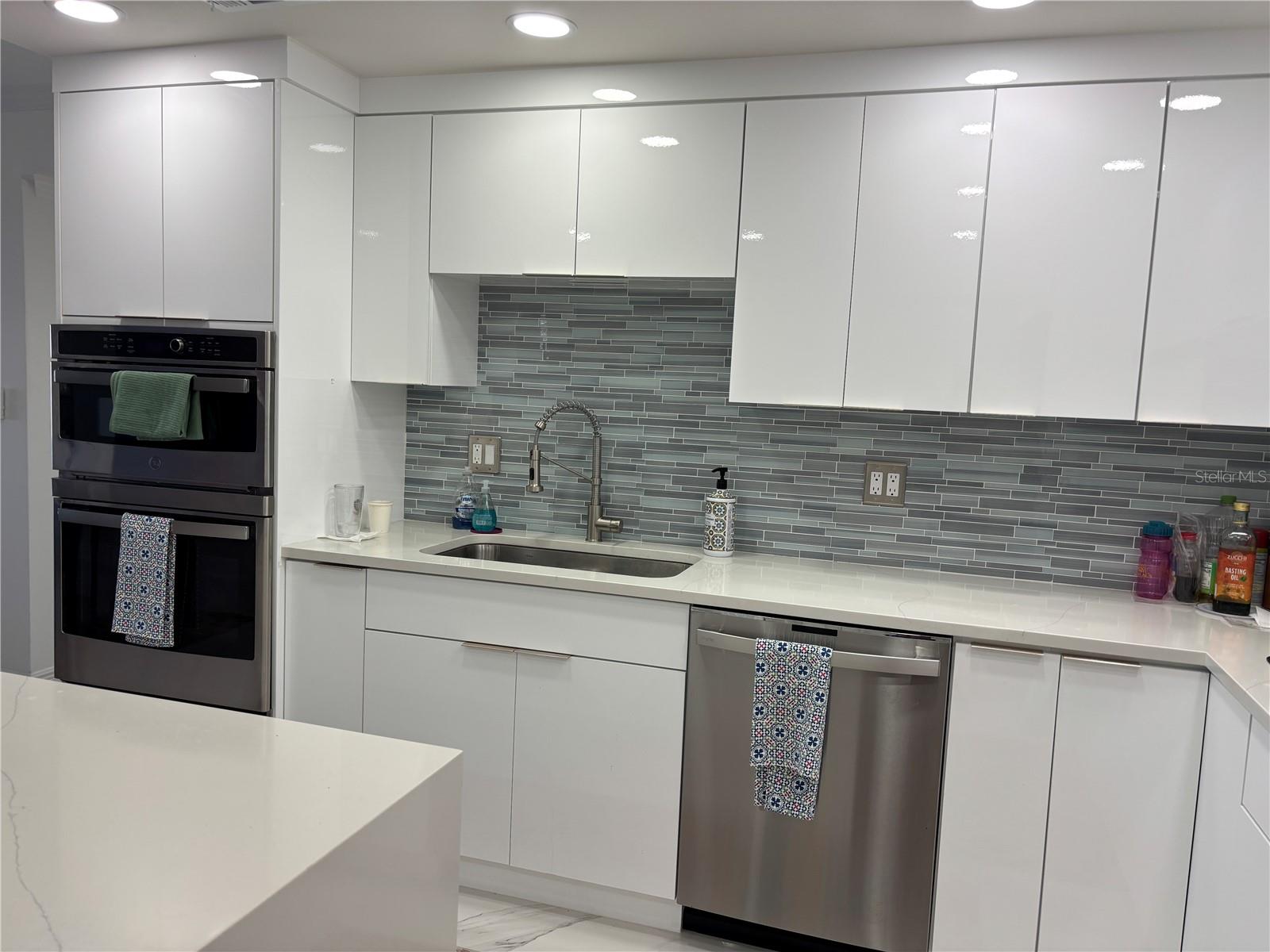 CLEARWATER SAND KEY - Residential Lease