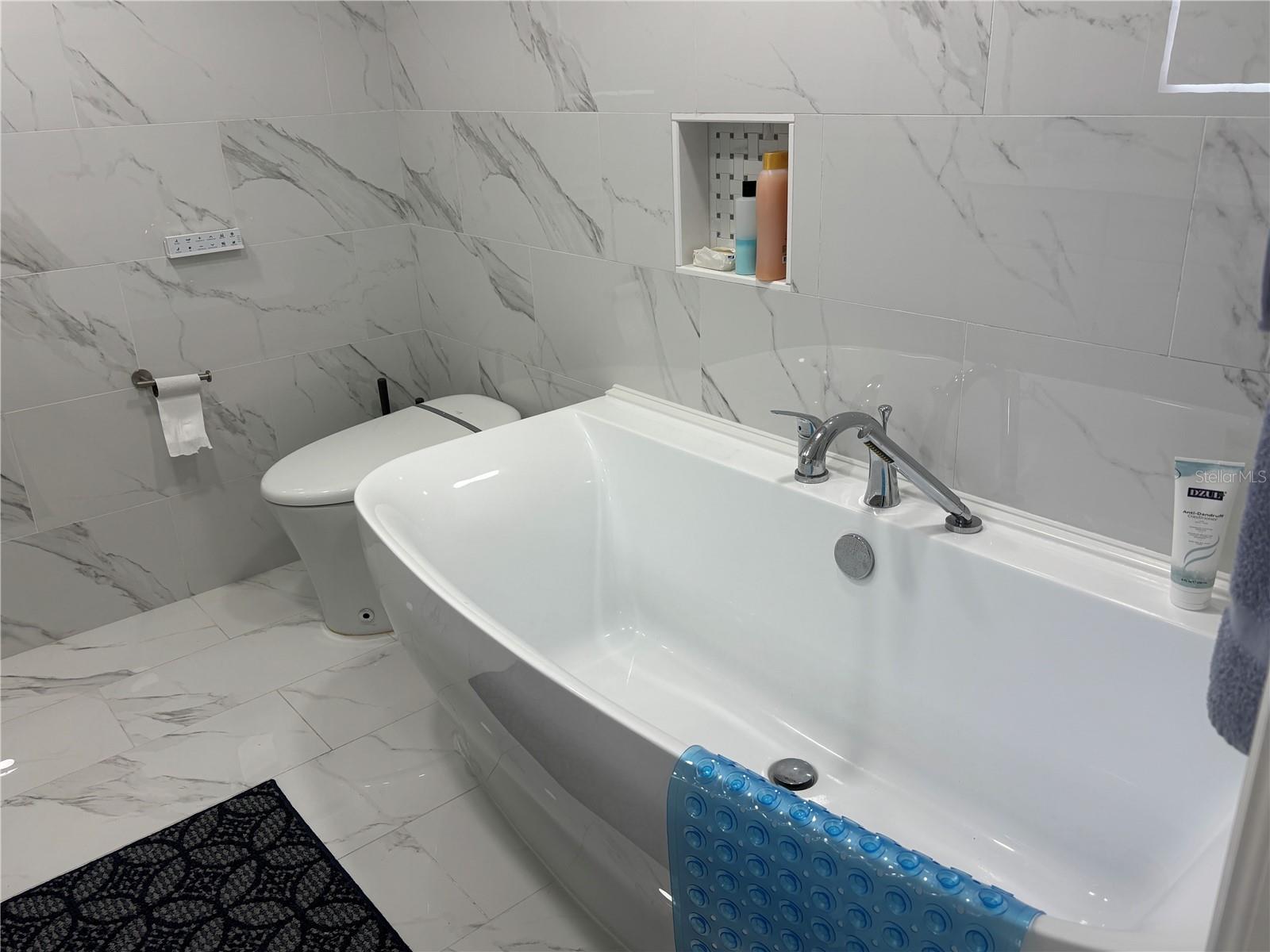 CLEARWATER SAND KEY - Residential Lease