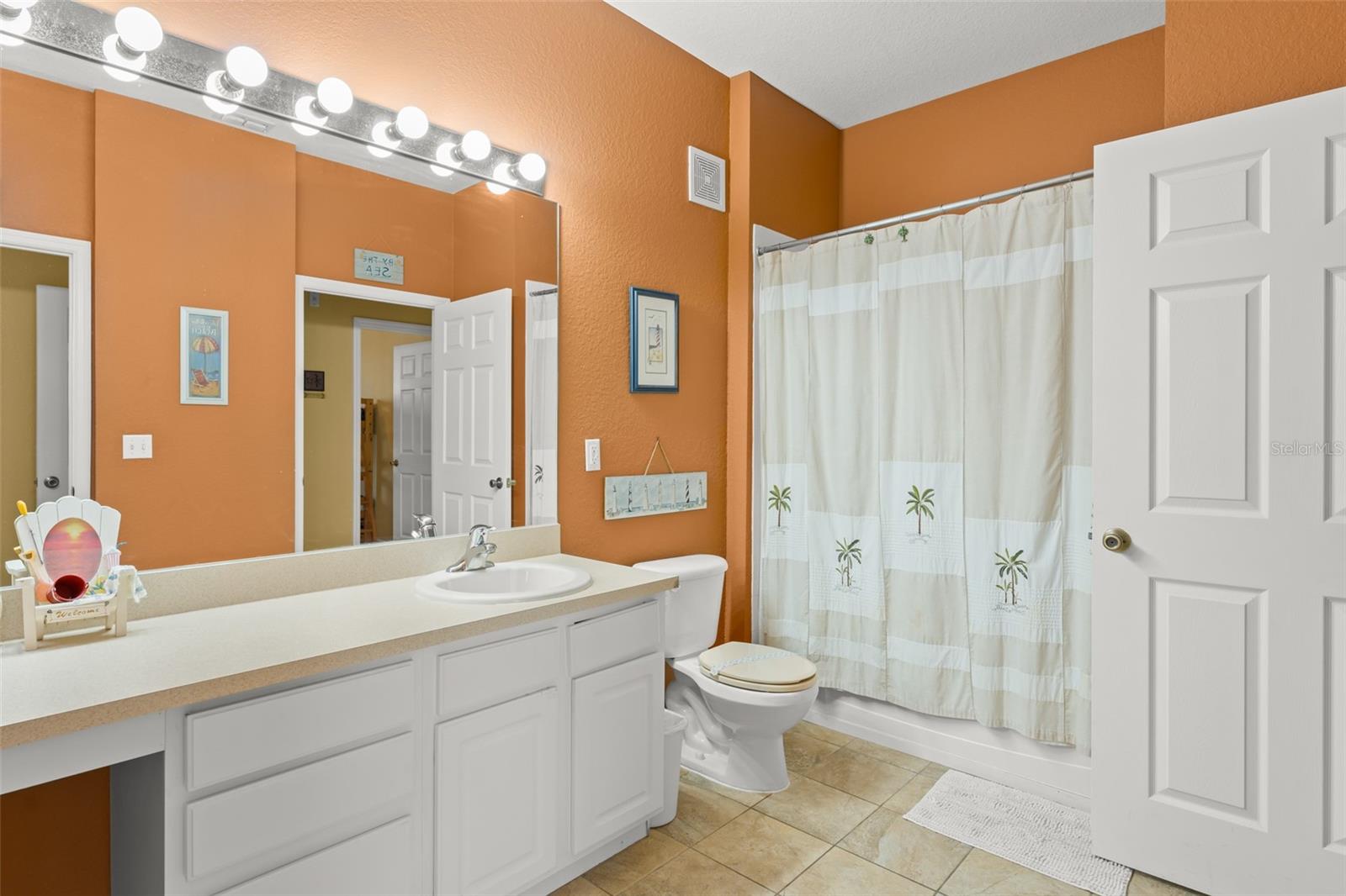 VENTURA AT WINDSOR HILLS CONDO PH 5 - Residential