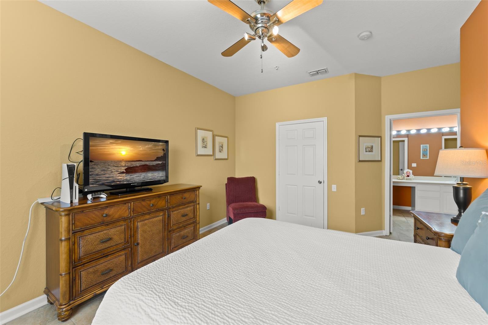 VENTURA AT WINDSOR HILLS CONDO PH 5 - Residential