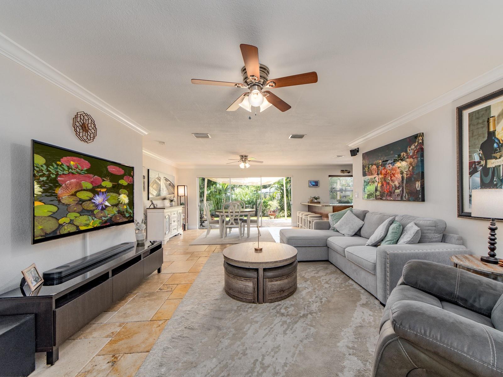 1679 WOODRIDGE DRIVE