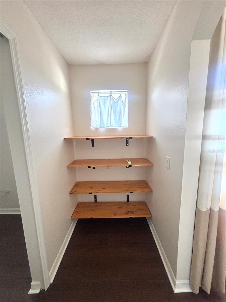 WENTWORTH - Residential Lease