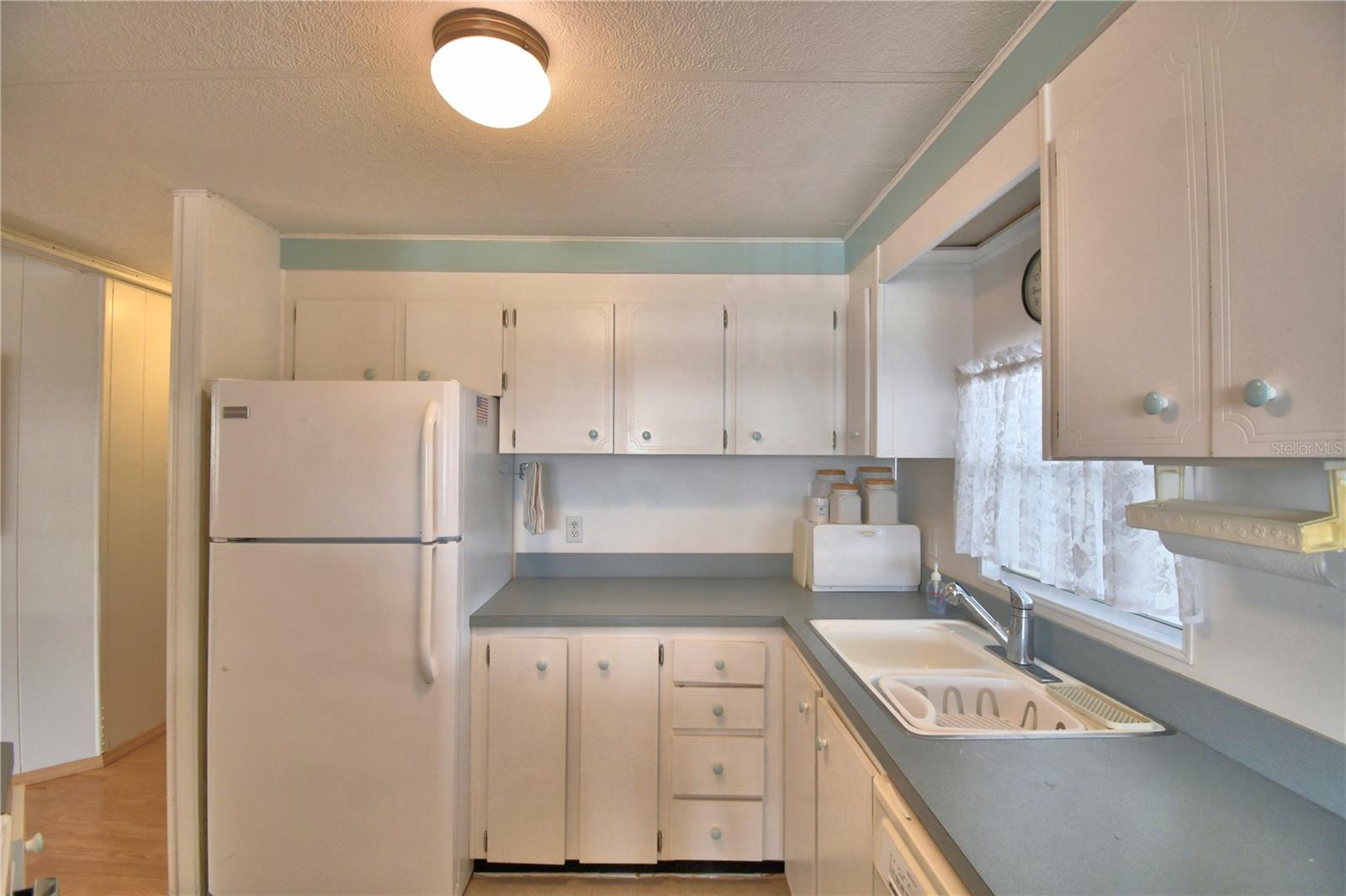 ARIANA SHORES MHP - Residential